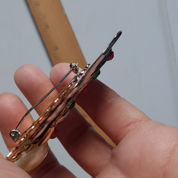 Jane Christmas Angel Brooch - Picture 7 of 8